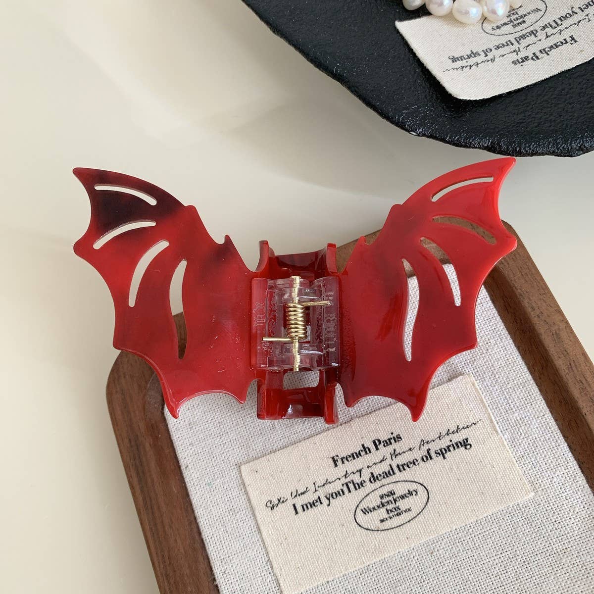 CWAHA07706_HALLOWEEN BAT WING CLAW HAIR CLIP