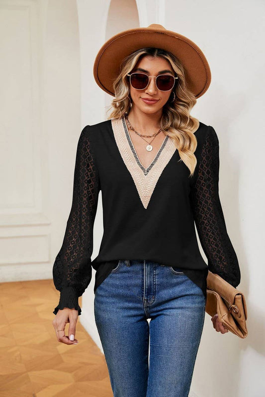 CWTBLL2401_V-NECK LACE STITCHING LONG-SLEEVED CASUAL TOP