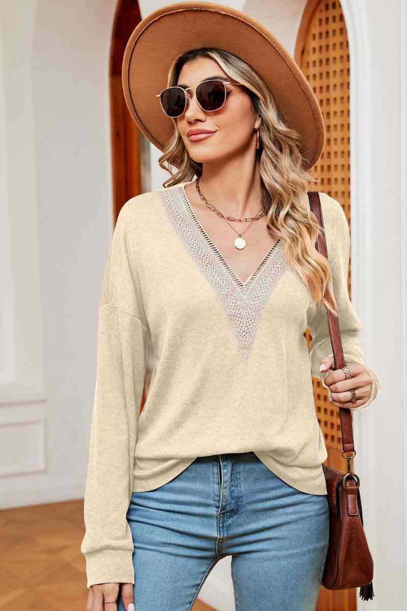 CWTBLL2842_AUTUMN LOOSE LACE V-NECK LONG SLEEVE TOP