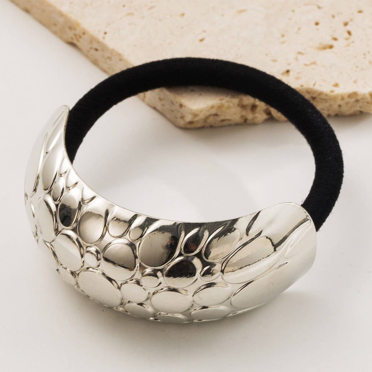 Minimalist Metal Elastic Hair Tie ? Soft & Stylish