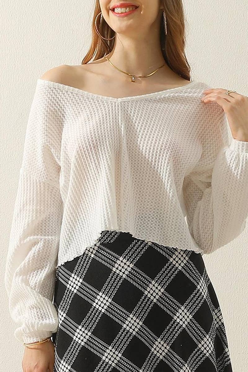 CWTTL1469_V-Neck Long Sleeve Knit Top