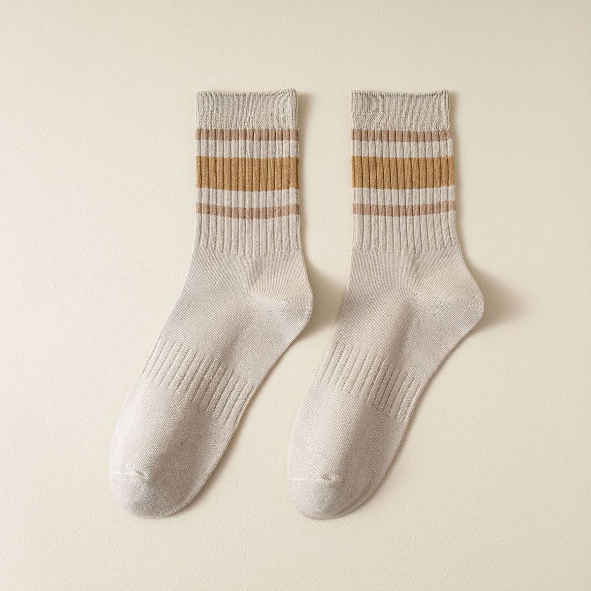 NEW VERSATILE STRIPED SPORTS COTTON MID-CALF SOCKS_CWMS1354