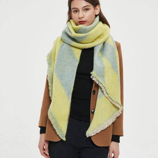 Circle Yarn Diamond Scarf ? Reversible Winter Wrap