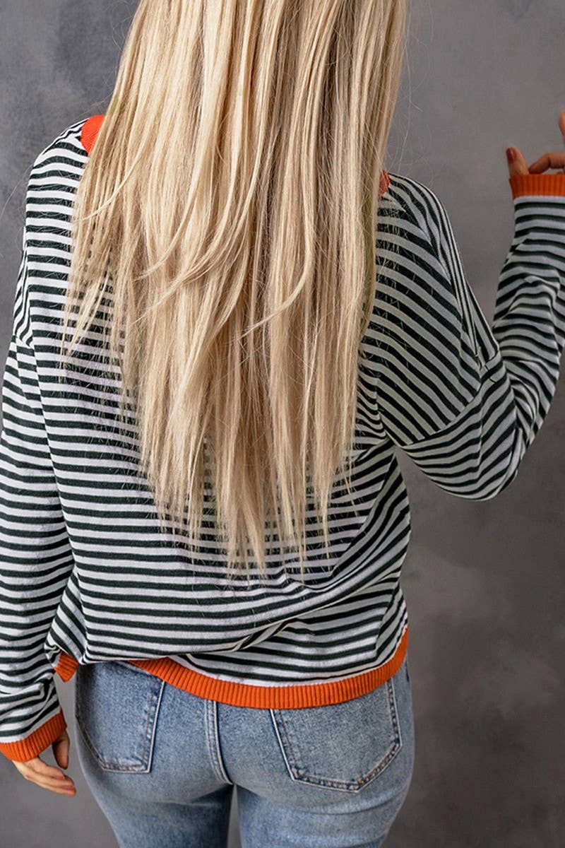 CWTBLL1486_CREW NECK STRIPED CONTRAST KNIT SWEATER