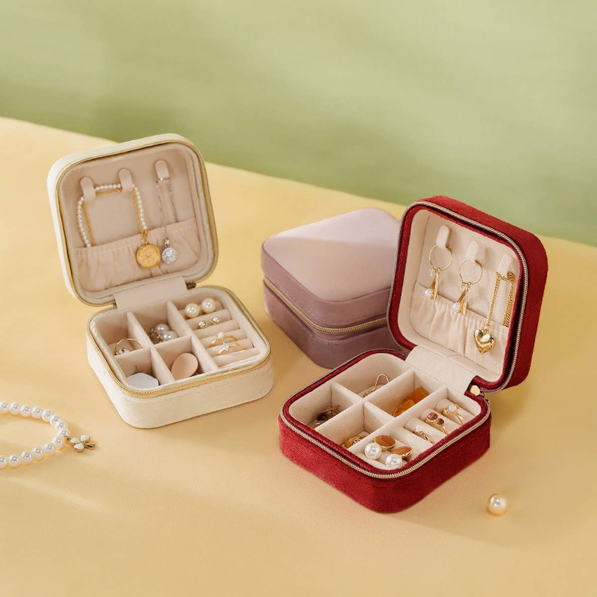 VELVET DOUBLE LAYER PORTABLE JEWELRY STORAGE BOX