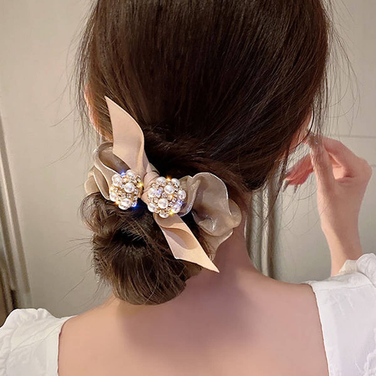 FASHION RHINESTONE PEARL BOW HAIR TIES_CWAHA0505