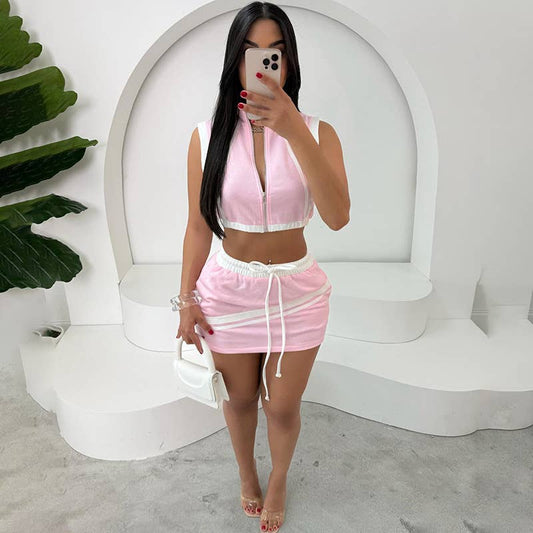 Crop top slimming and hip-hugging skirt suit