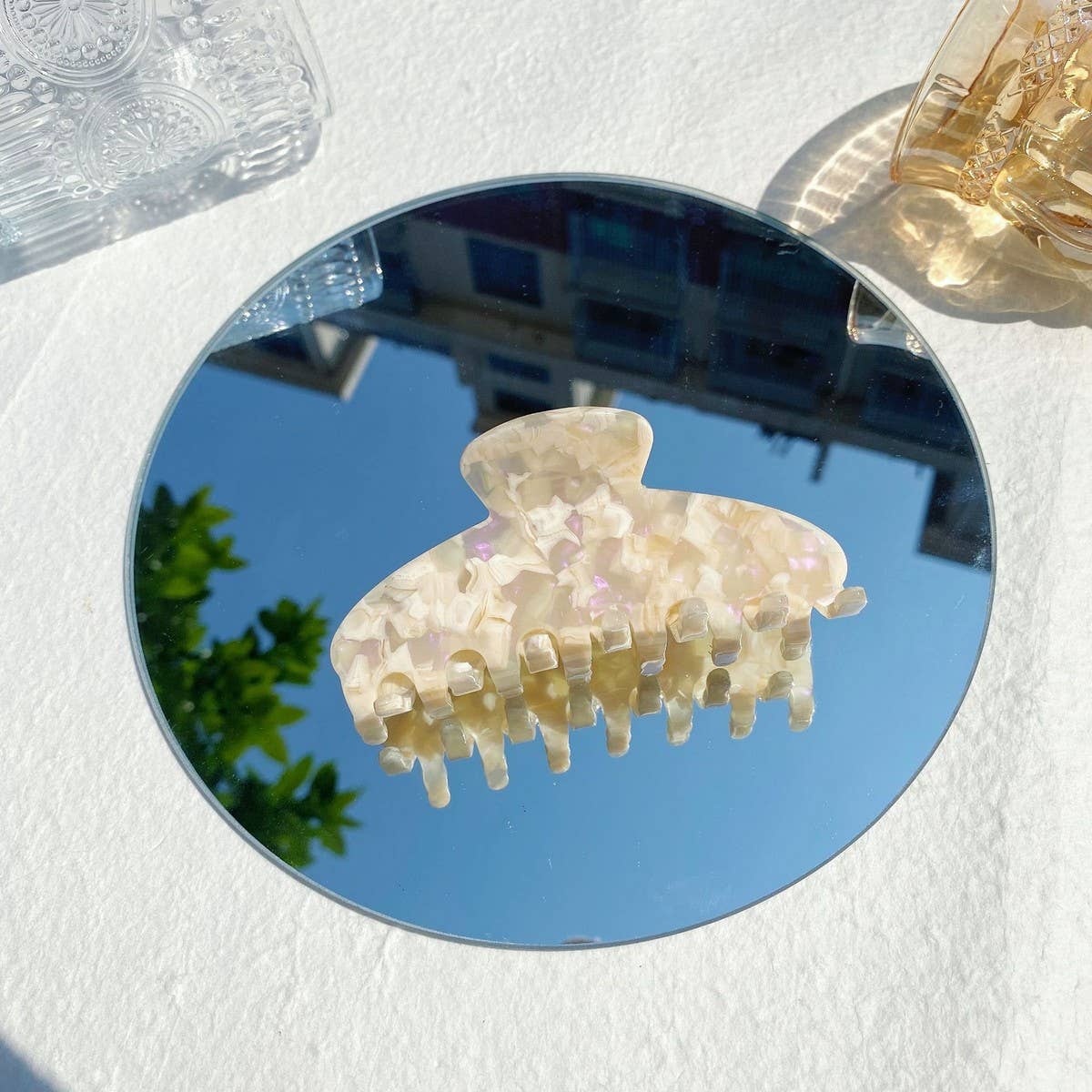 CWAHA1564_SUMMER BRIGHT TRANSPARENT HAIR CLAW CLIP