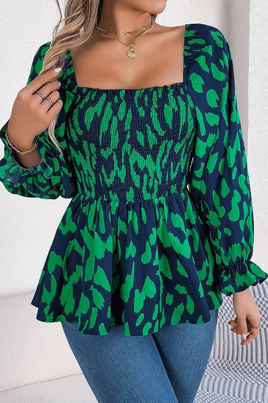 CWTBLL0967_AUTUMN SQUARE COLLAR WOODEN EAR TRIM TOP