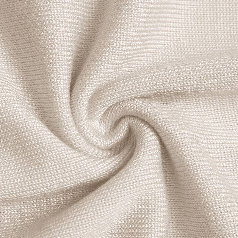 CREW-NECK LONG-SLEEVED SOLID COLOR SWEATER