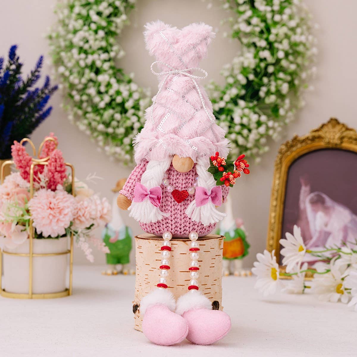 CWMM10268_VALENTINE GNOME PLUSH DOLL WITH SEQUIN HEART HAT