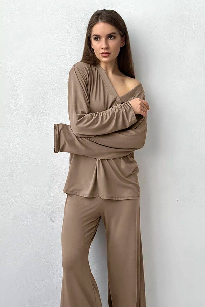 CWSPJ0322_KNITTED V-NECK LONG-SLEEVED TROUSERS PAJAMA SET