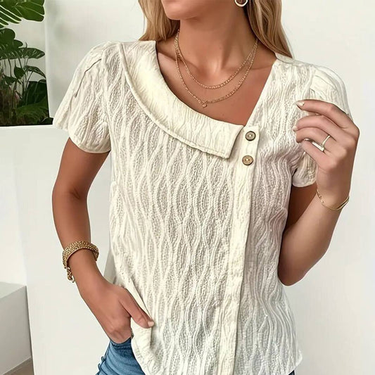 Casual form-fitting short-sleeved V-neck top