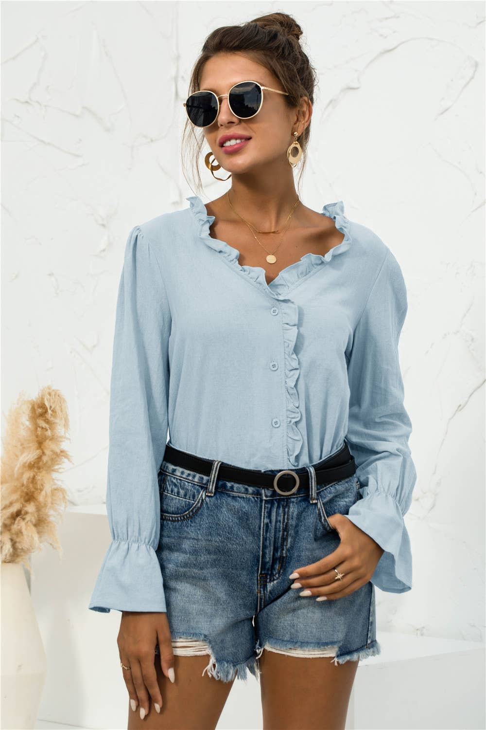 Casual V-neck ruffled button-down shirt