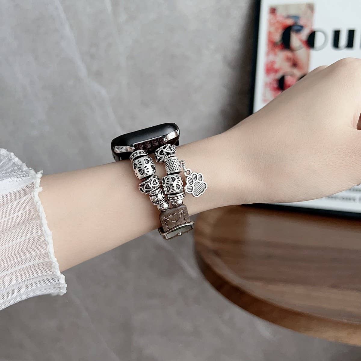 IWATCH9-1 SE DOG PAW ORNAMENT GENUINE LEATHER STRAP