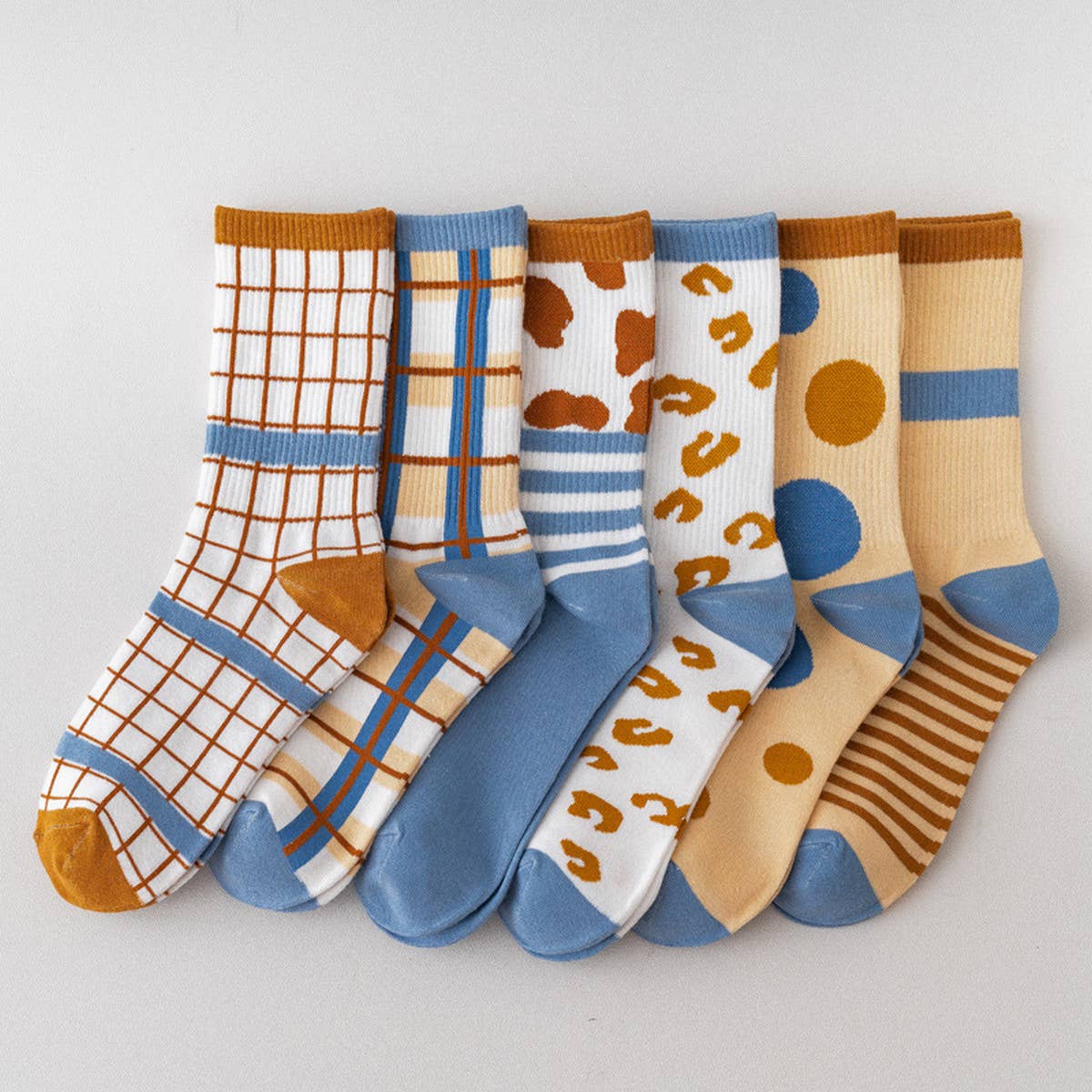 NEW CUTE BLUE PLAID SOCKS