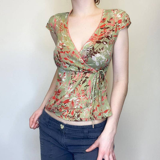 Floral tie V-neck puffed sleeve light T-shirt