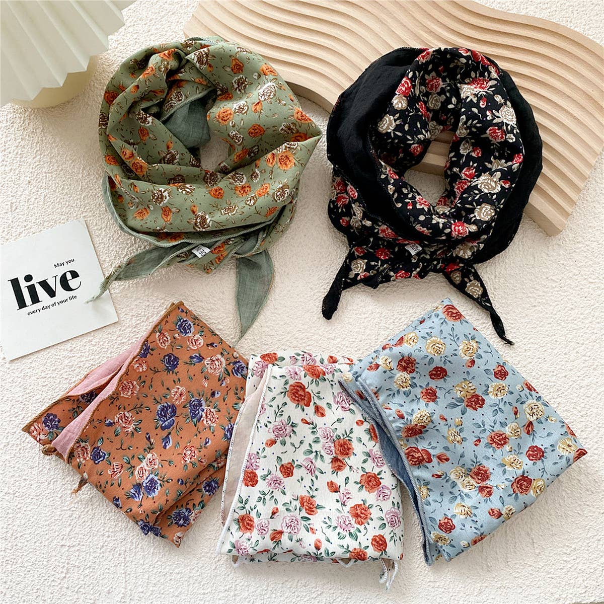 Double-Layered Diamond Pattern Twilly Scarf