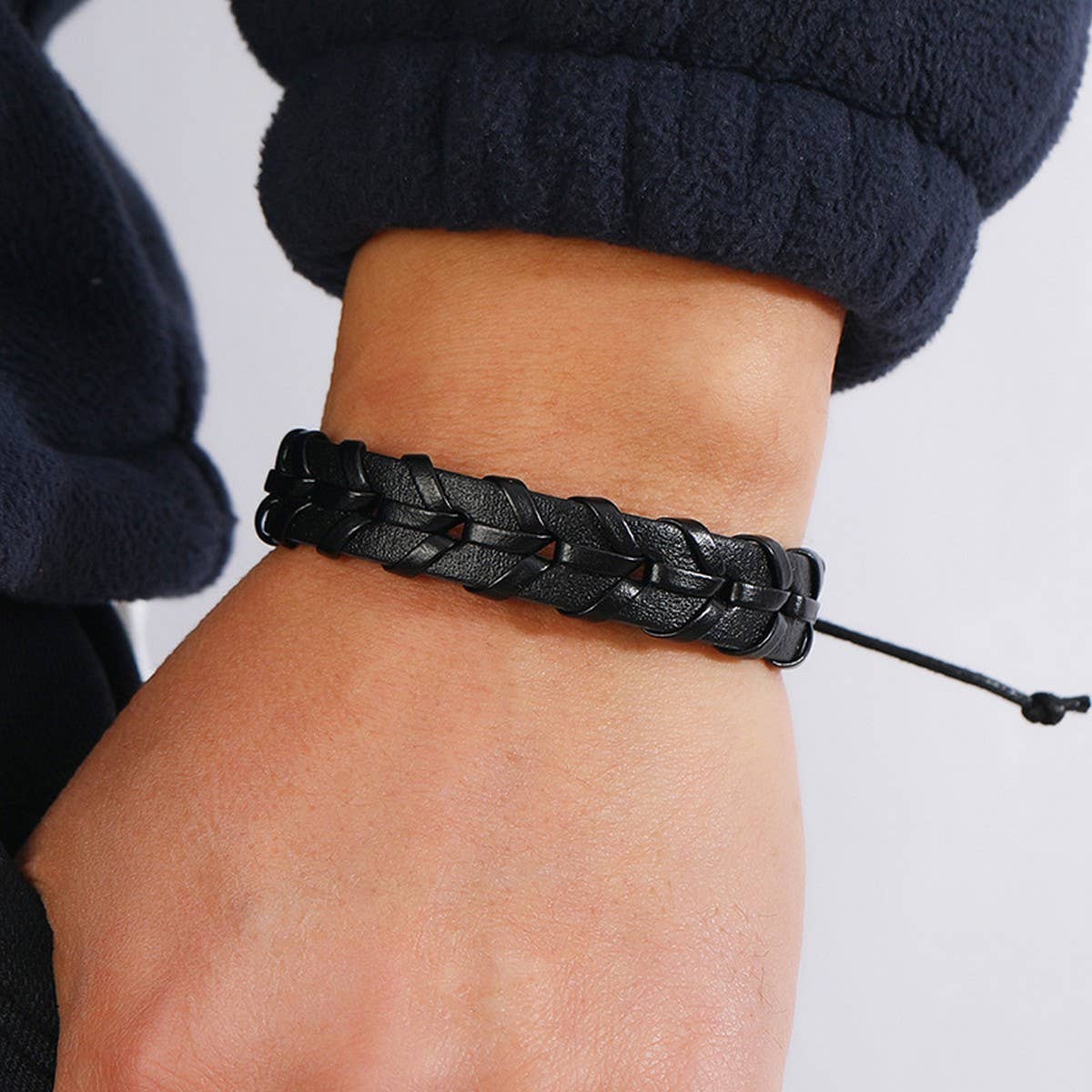 PERSONALIZED WOVEN VINTAGE LEATHER BRACELET_CWMM4463