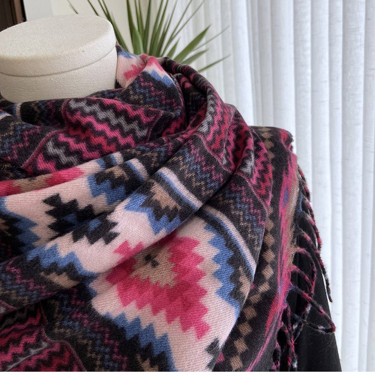 ETHNIC STYLE DOUBLE-SIDED PRINTED TASSEL SCARF