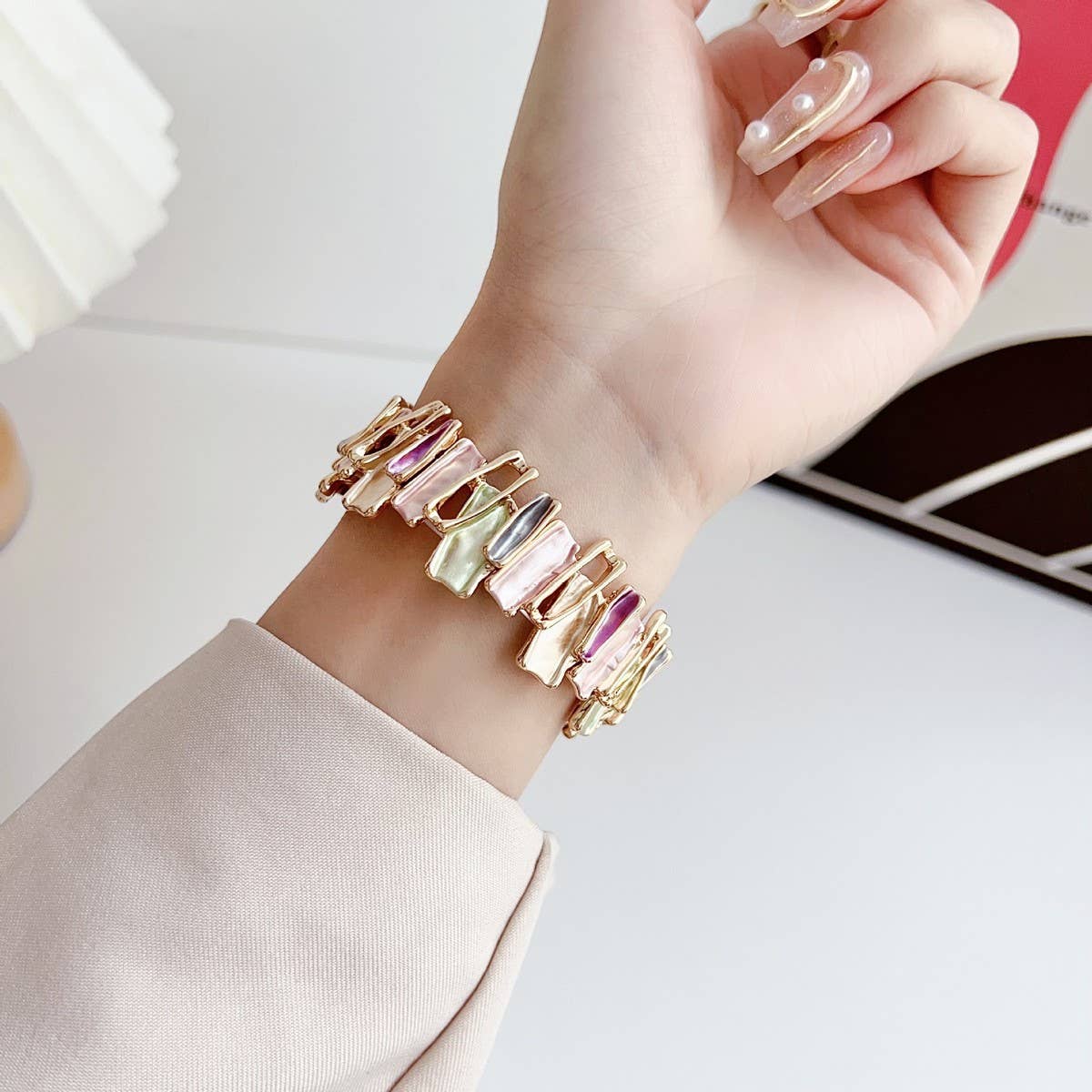 APPLE WATCH 8-1 GEOMETRIC CHAIN STRAP_CWWW0054