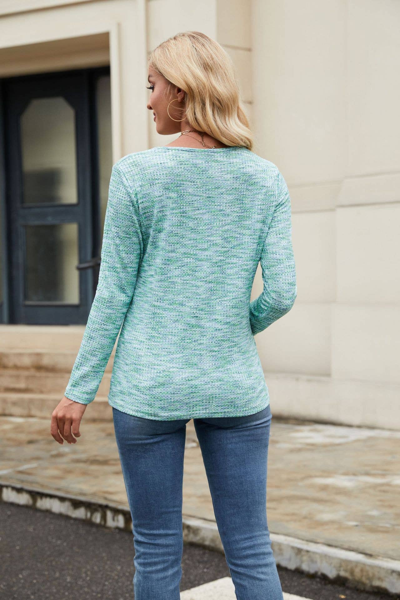 CREW-NECK LONG-SLEEVED T-SHIRT WITH BUTTON TOP