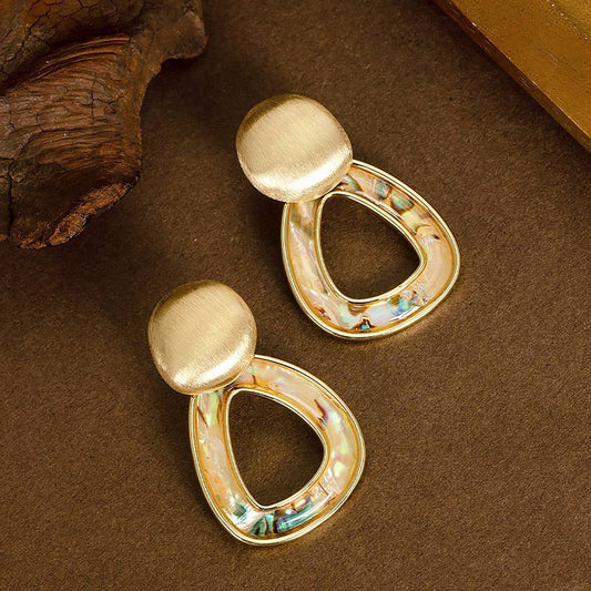 PERSONALIZED HOLLOW COLORFUL ABALONE EARRINGS_CWMM4322