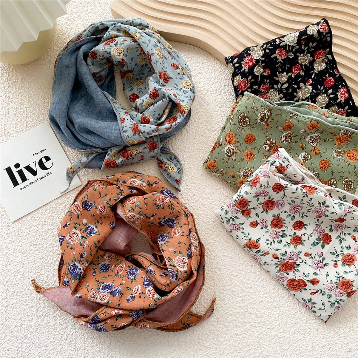 Double-Layered Diamond Pattern Twilly Scarf