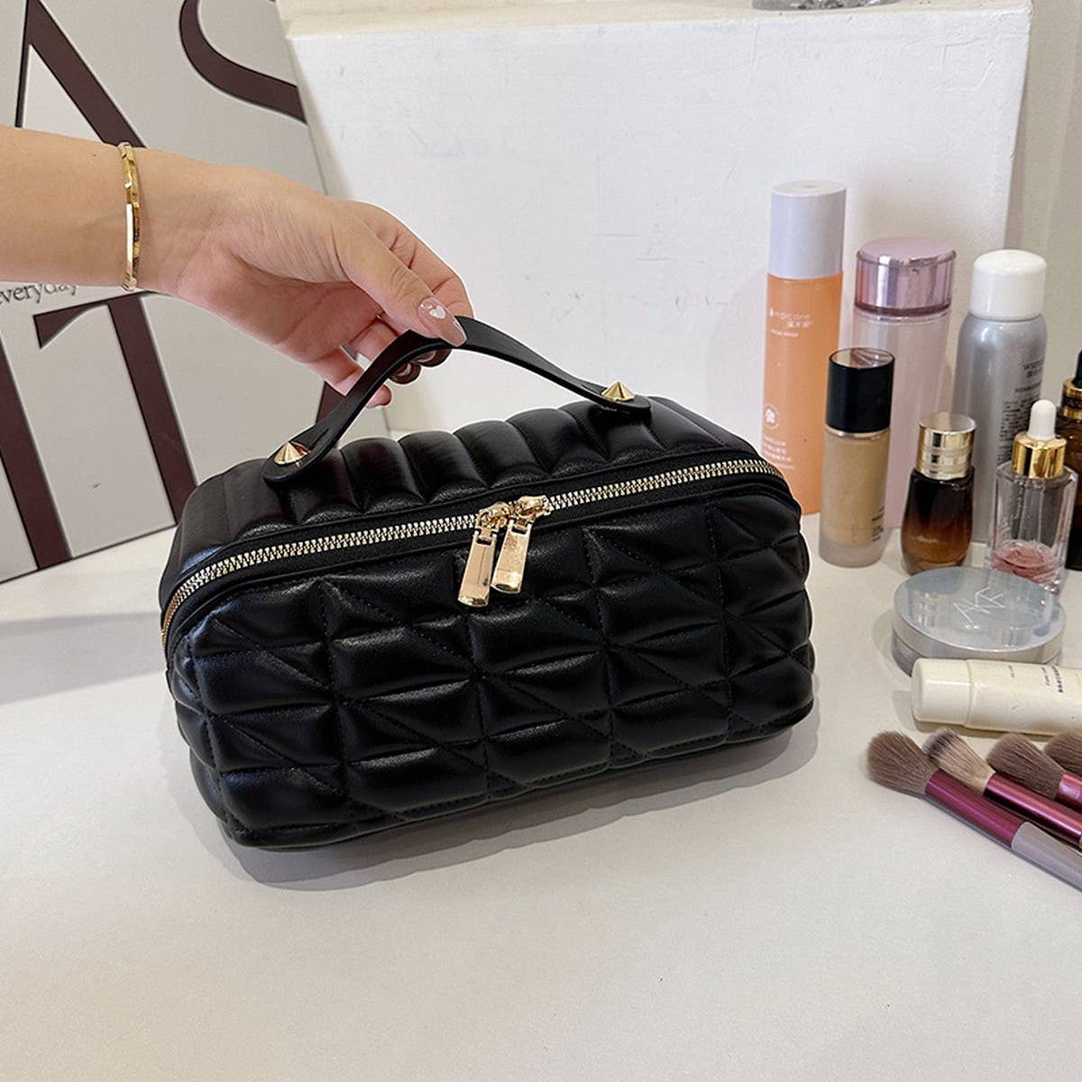 NEW PU DIAMOND-SHAPED HIGH-GRADE COSMETIC BAG_CWAB4439