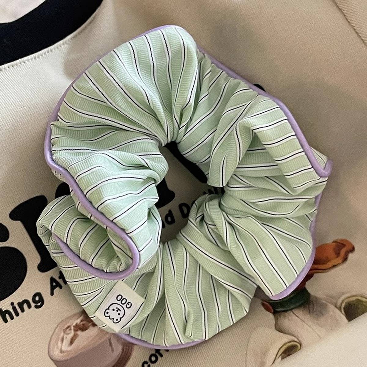 CREAM CONTRAST STRIPED HAIR TIE_CWAHA1077