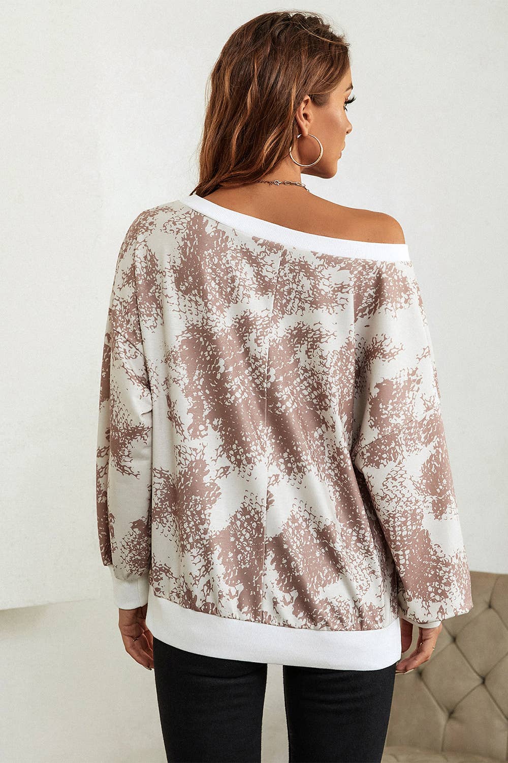 Classic round-neck pullover loose casual hoodie