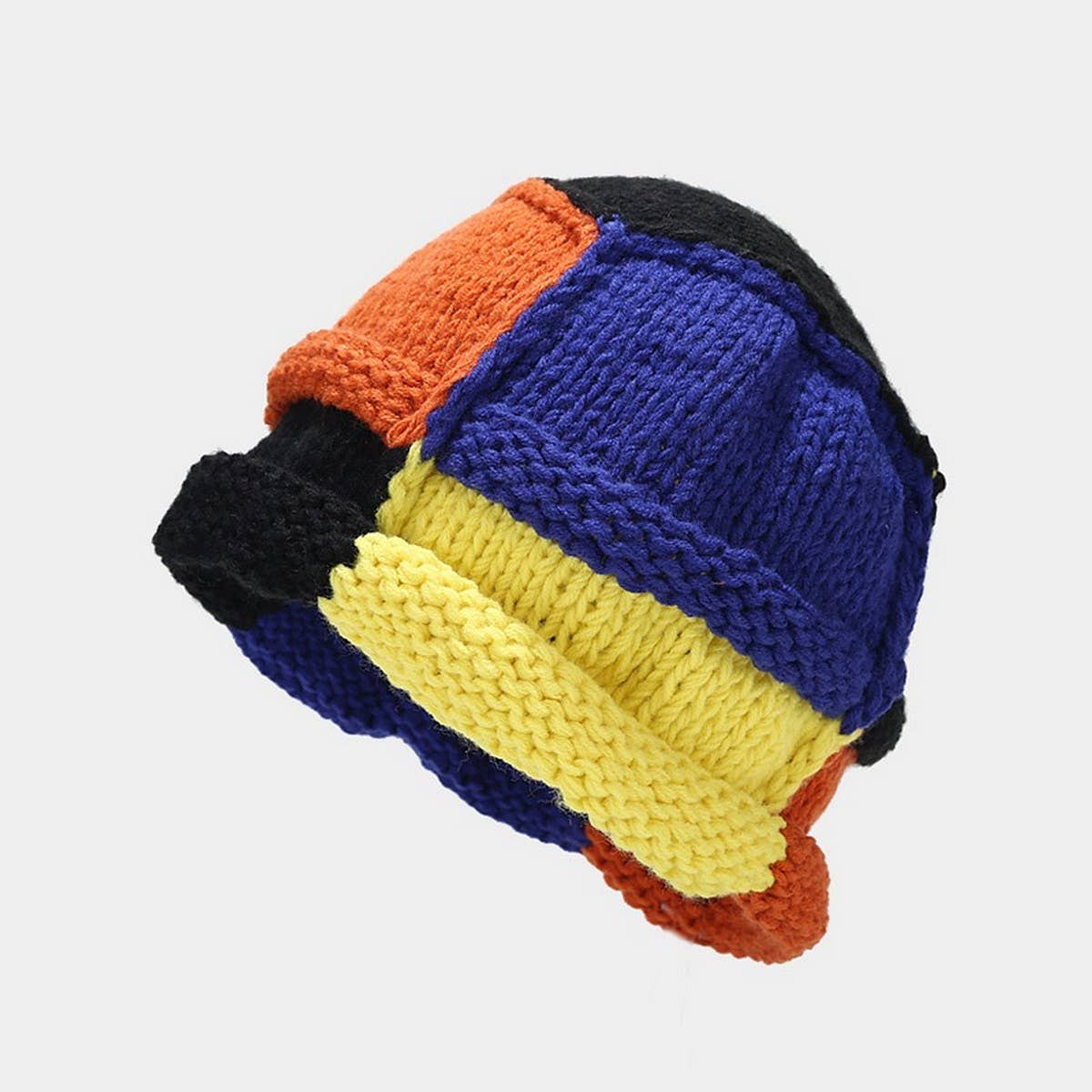 CURLED BRIM CONTRAST KNITTED HAT_CWAH1582