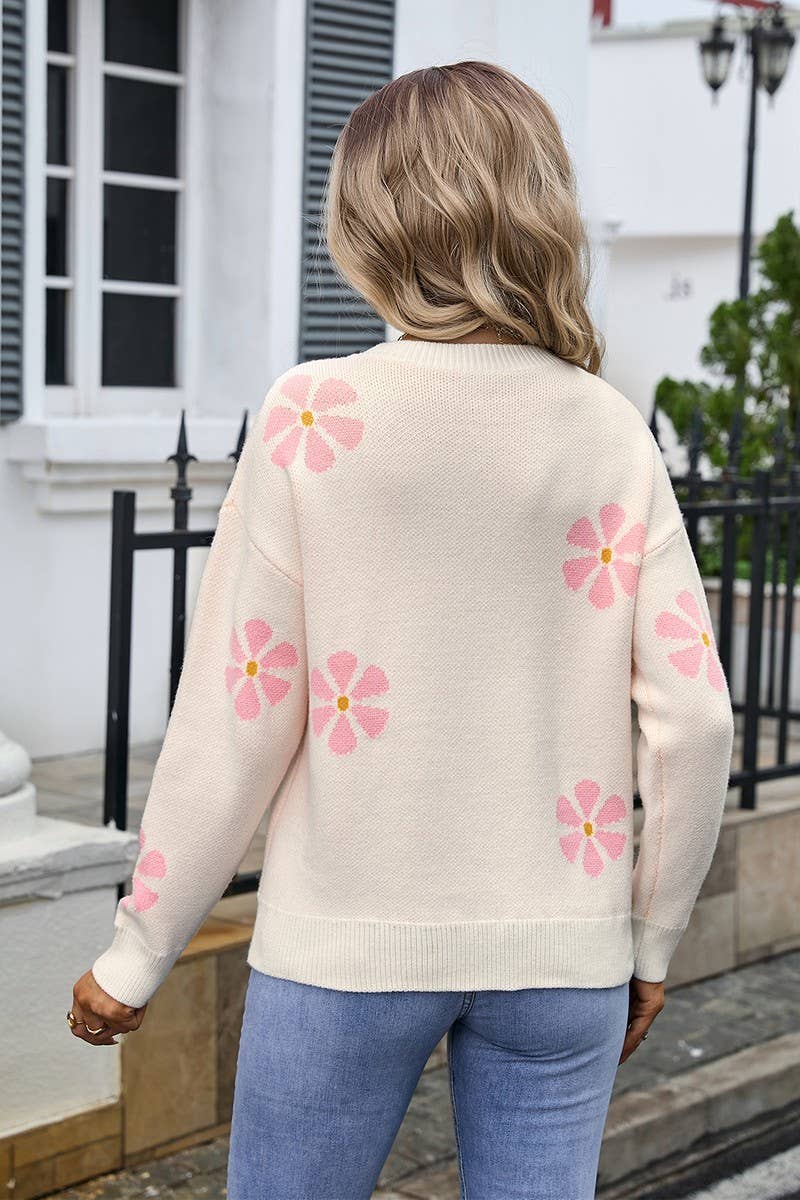 CWOSWL3105_CREW NECK CONTRAST FLORAL PULLOVER SWEATER