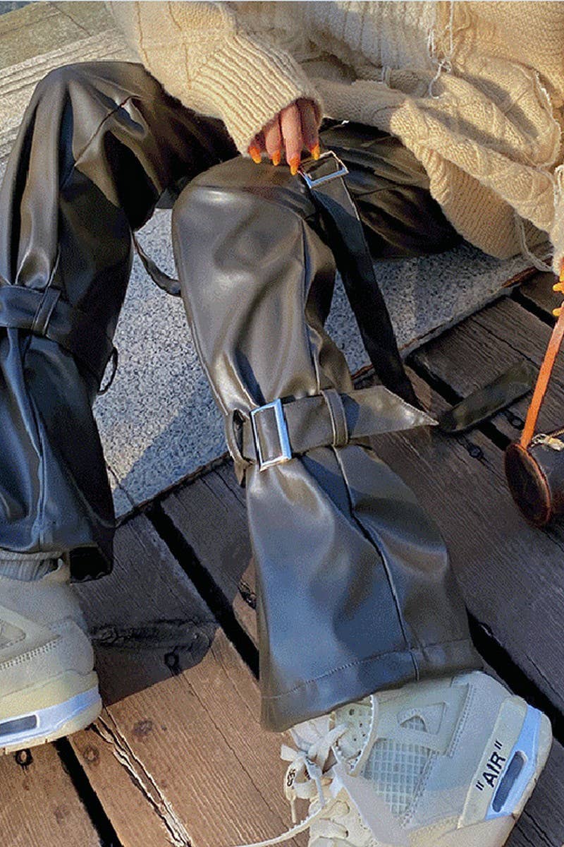 CWBLP1098_HIGH ELASTIC PU STRAPPY LEATHER PANTS