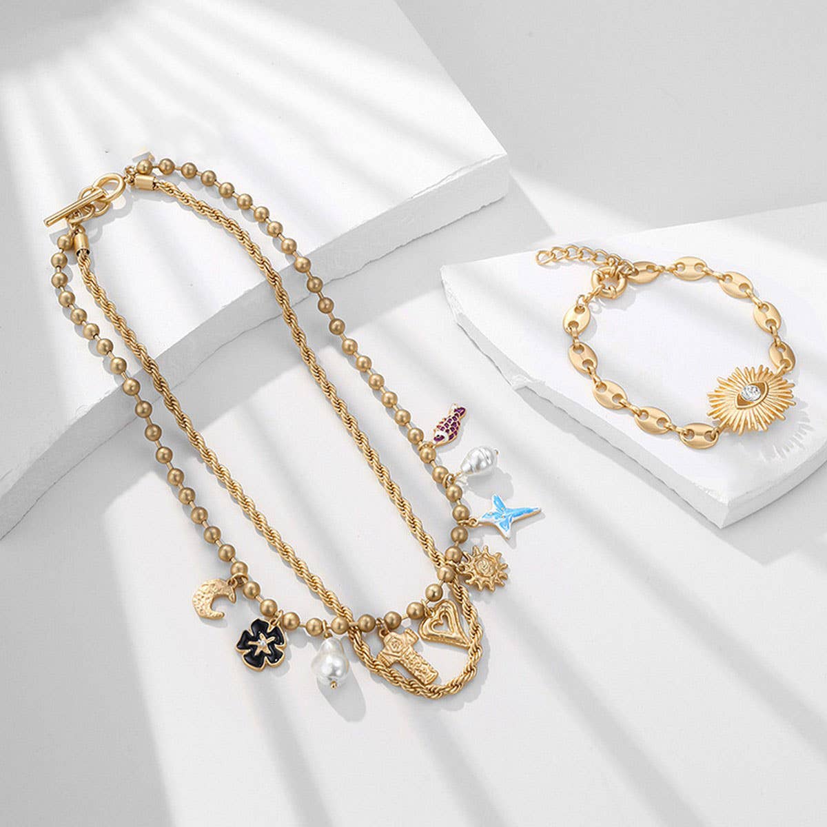 NEW FASHION MULTI-PENDANT VINTAGE NECKLACE