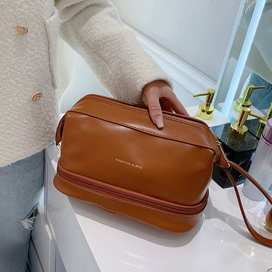 DOUBLE-LAYER LARGE-CAPACITY HIGH-END COSMETIC BAG_CWAB4479