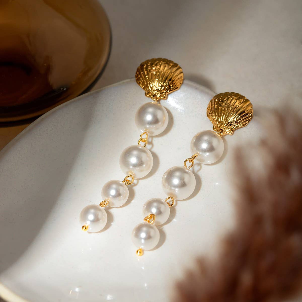 PERSONALIZED 18K GOLD SHELL PEARL TASSEL EARRINGS_CWASC1667