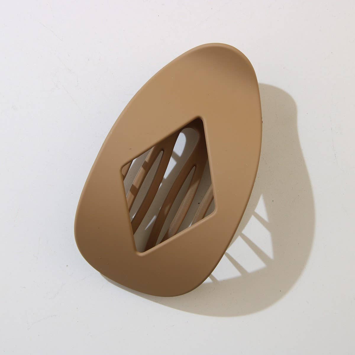 CWAHA07408_LEOPARD PRINT FLAT HAIR CLIP STYLISH GEOMETRIC