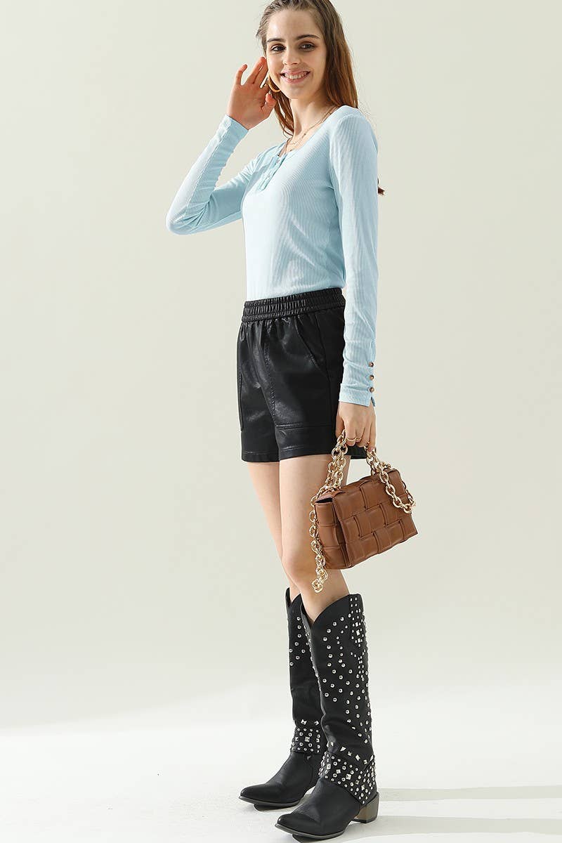 CWTTL1500_ROUND BUTTON NECK LONG SLEEVE T SHIRT TOP