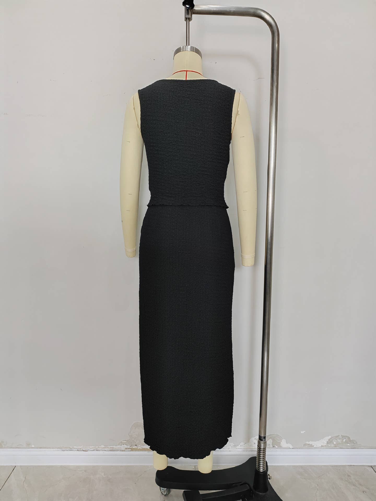 Button-down top embossed knitted long skirt set