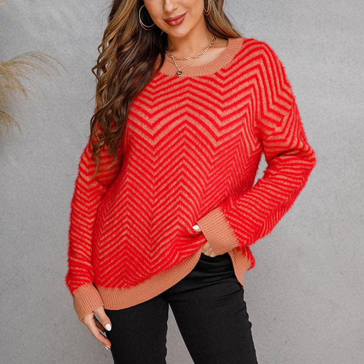 CREW-NECK PULLOVER LONG-SLEEVED KNIT SWEATER