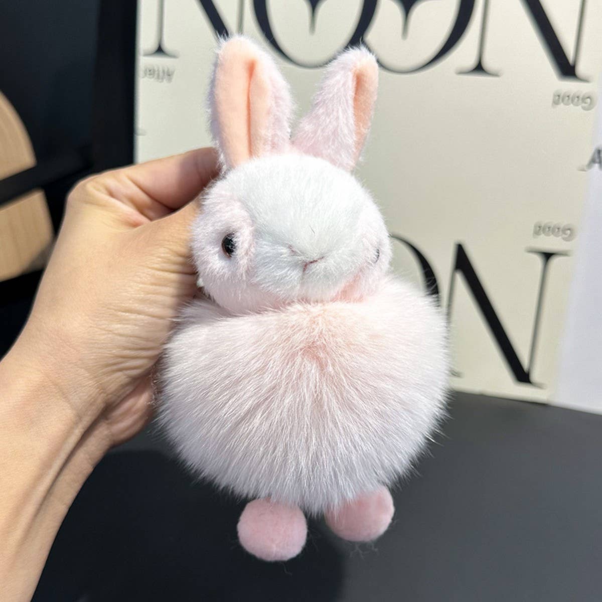 CUTE BUNNY CAR KEYCHAIN PENDANT ACCESSORIES
