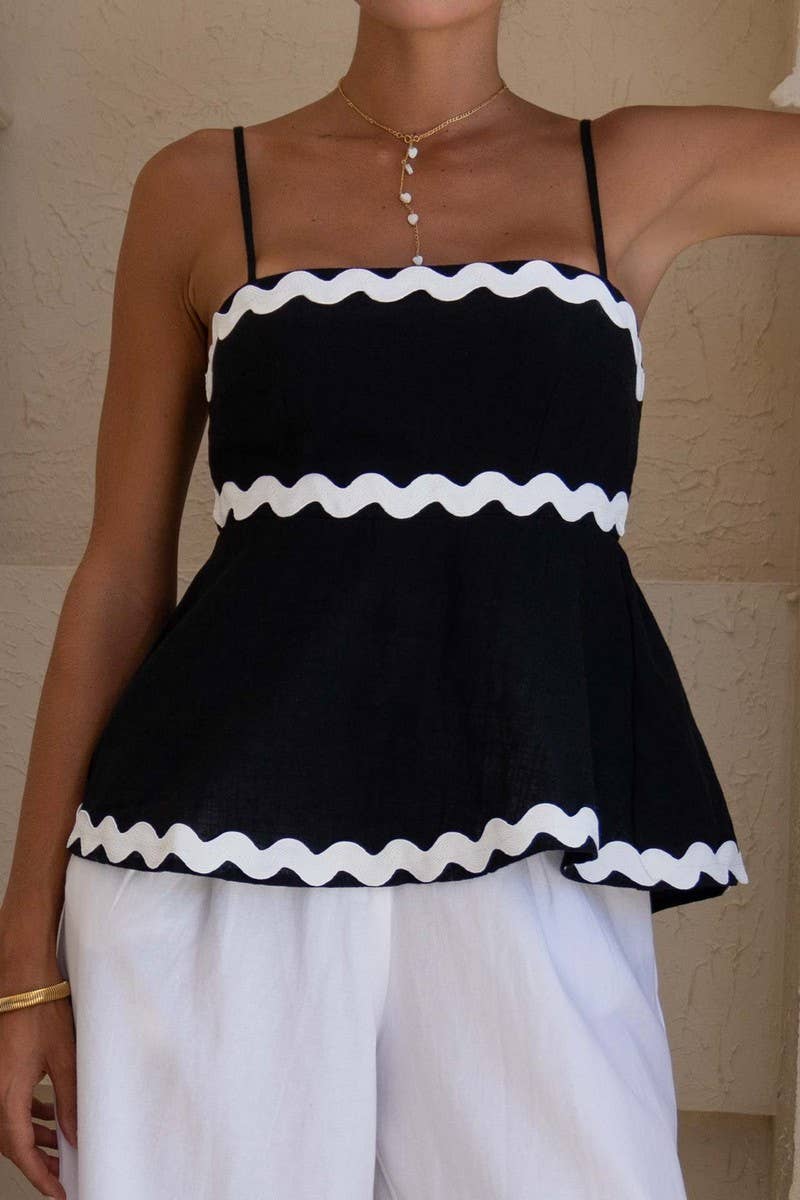 CWTTK1146_SOLID LACE TRIM STRAPLESS FLOWY CAMI TOP