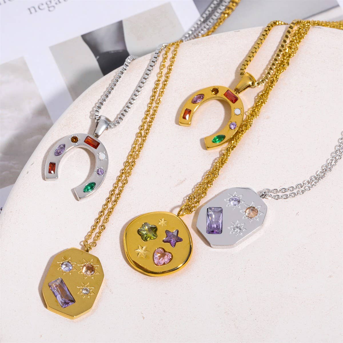 NEW STAINLESS STEEL U-SHAPED ZIRCONIA NECKLACE_CWMM3824