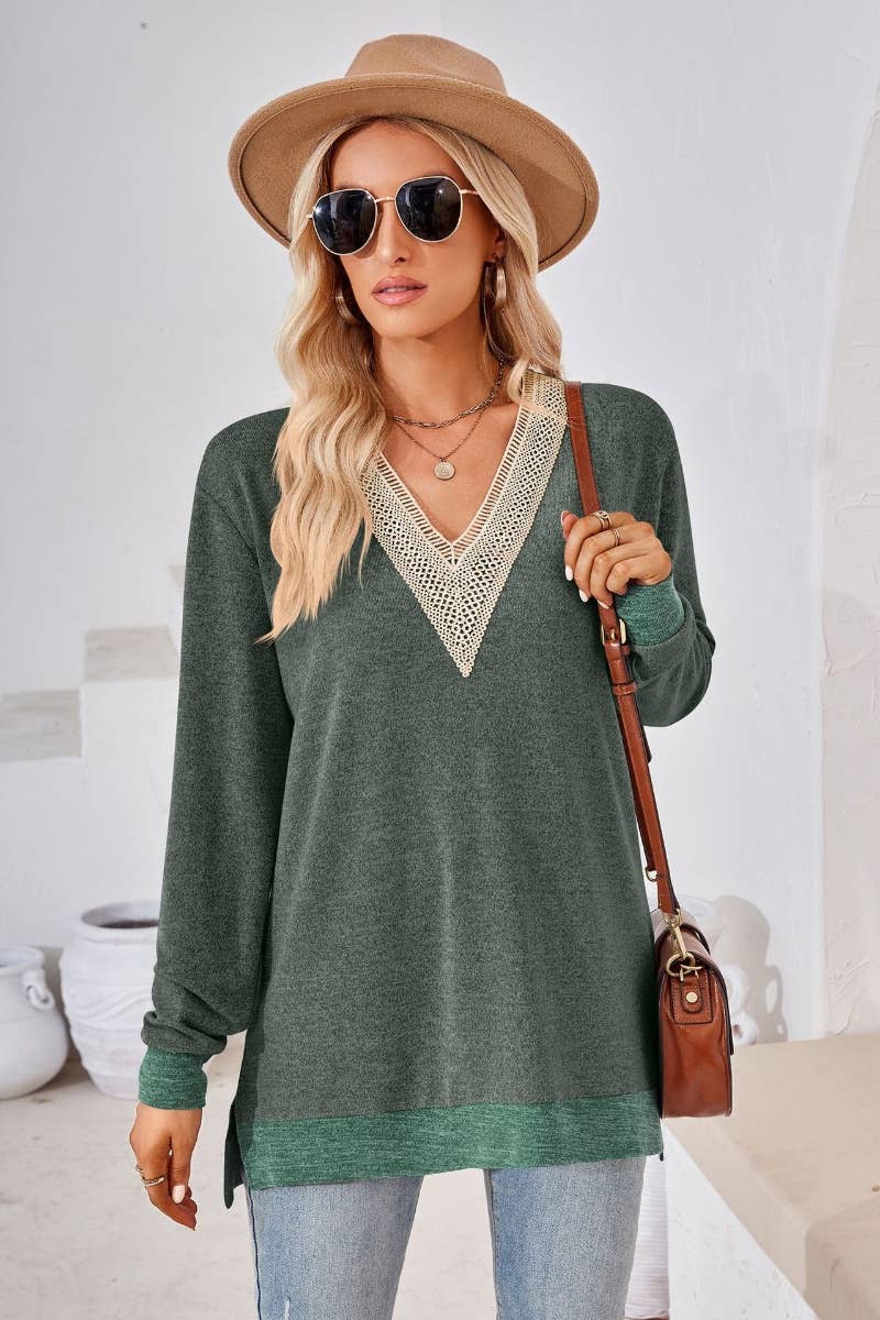 CWTBLL2691_FALL V-NECK LACE PATCHWORK LONG-SLEEVED TOP
