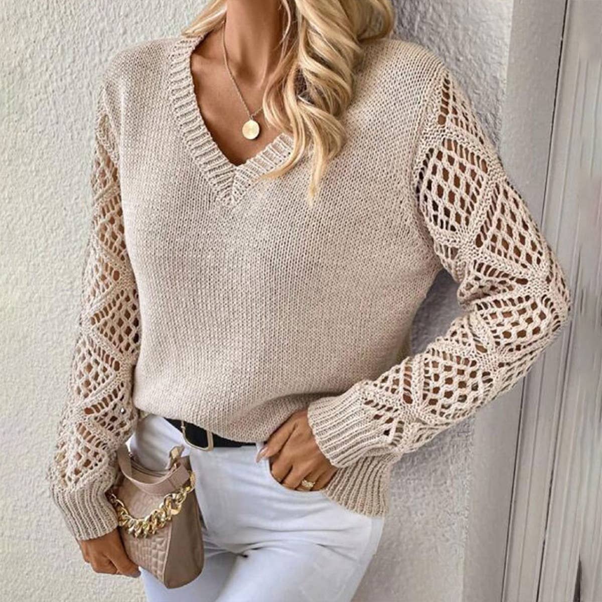 CUT-OUT V-NECK PULLOVER ALL-IN-ONE SWEATER