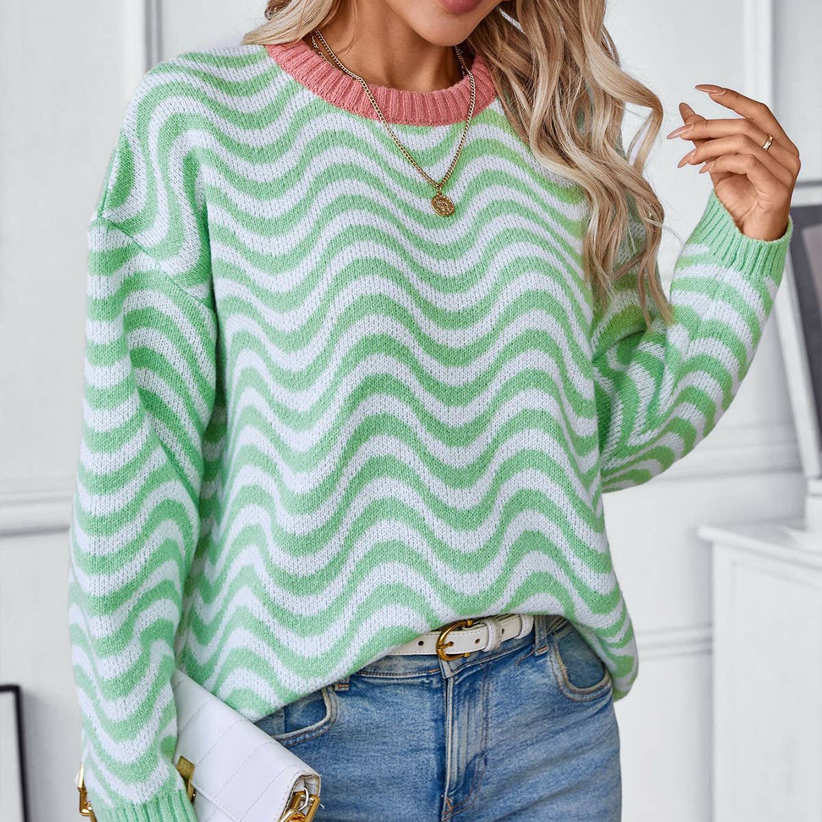 Contrasting knit Chevron wavy striped sweater