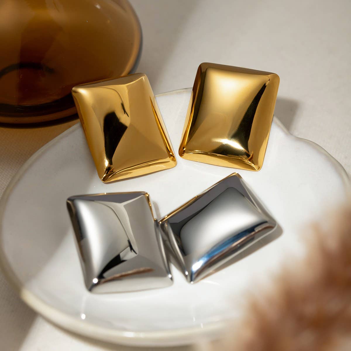 STAINLESS STEEL RECTANGULAR SPIRAL EARRINGS_CWASC1653