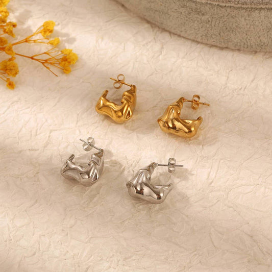 18K MOON HOLLOW OPEN CHUNKY HOOP POST EARRINGS_CWAJE0557