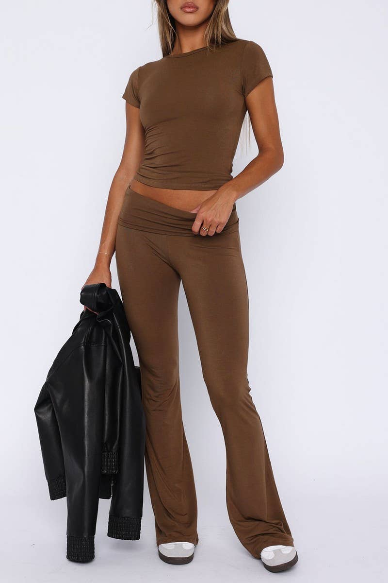 CWSTB2029_SLIM FIT LOW RISE FLARE PANTS & CROP TOP SET